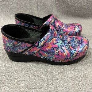 Dansko Patent Leather Multicolor Sketch Slip On Comfort Clogs EU 41 US 10.5-11